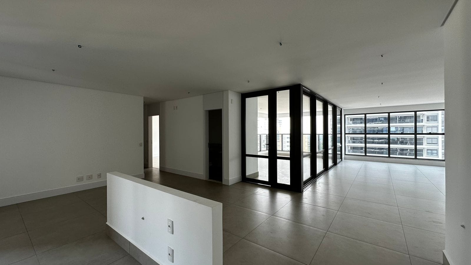 Apartamento Á Venda Epic  Londrina