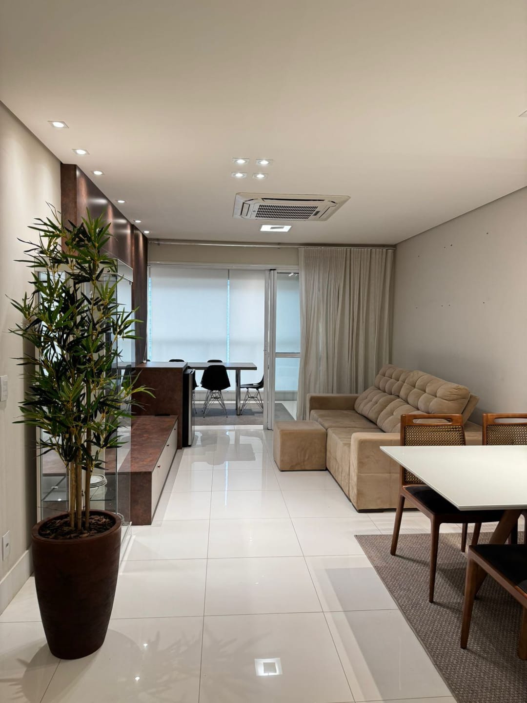 Apartamento Para Alugar Chelsea Towers Londrina