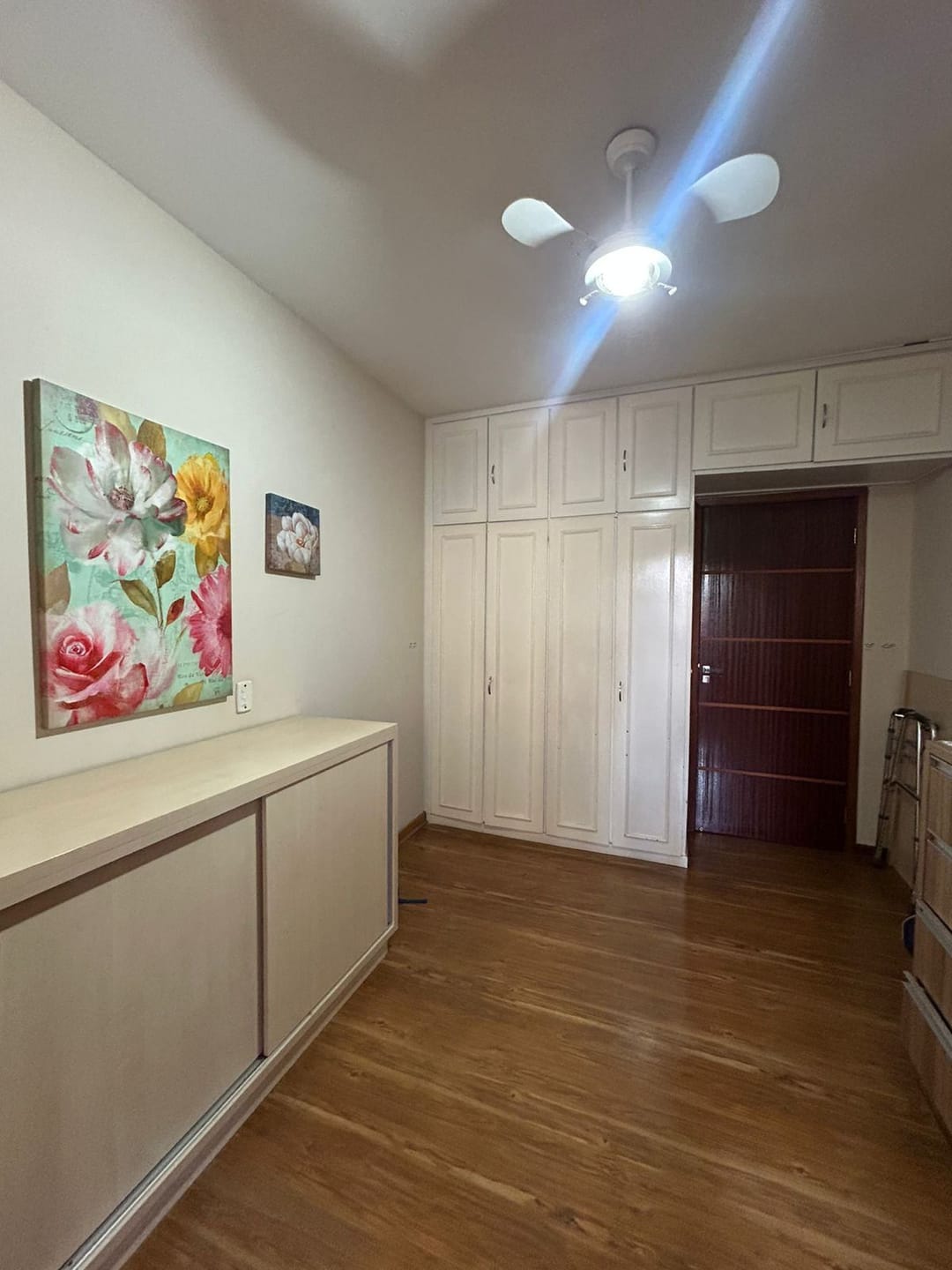 Apartamento Á Venda Edificio Daunak Londrina