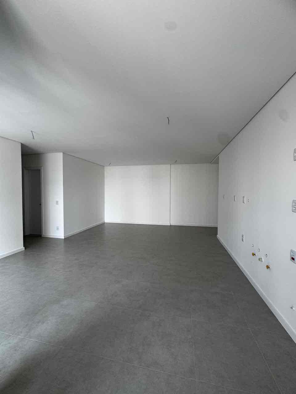 Apartamento Á Venda Sense  Londrina