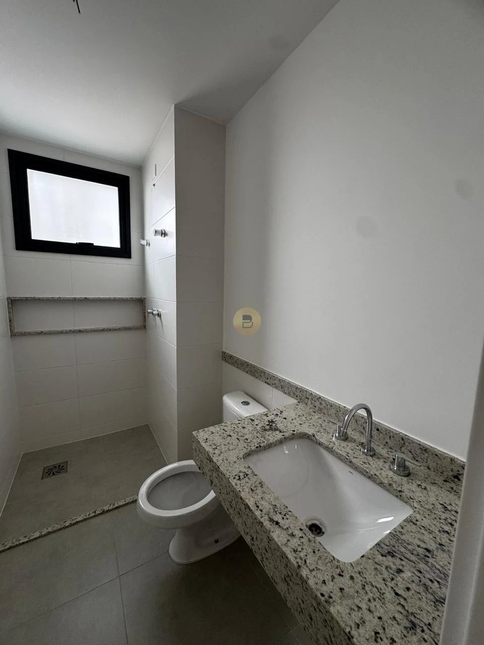 Imagens do imóveis Apartamento À Venda Sense Londrina