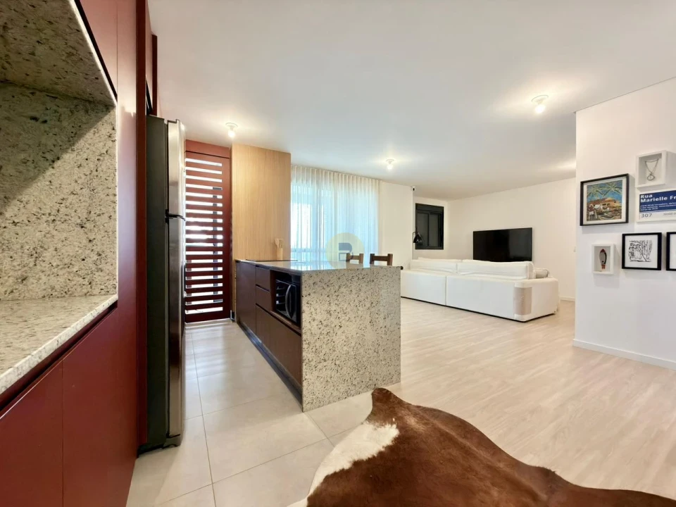 Apartamento À Venda Sense Londrina