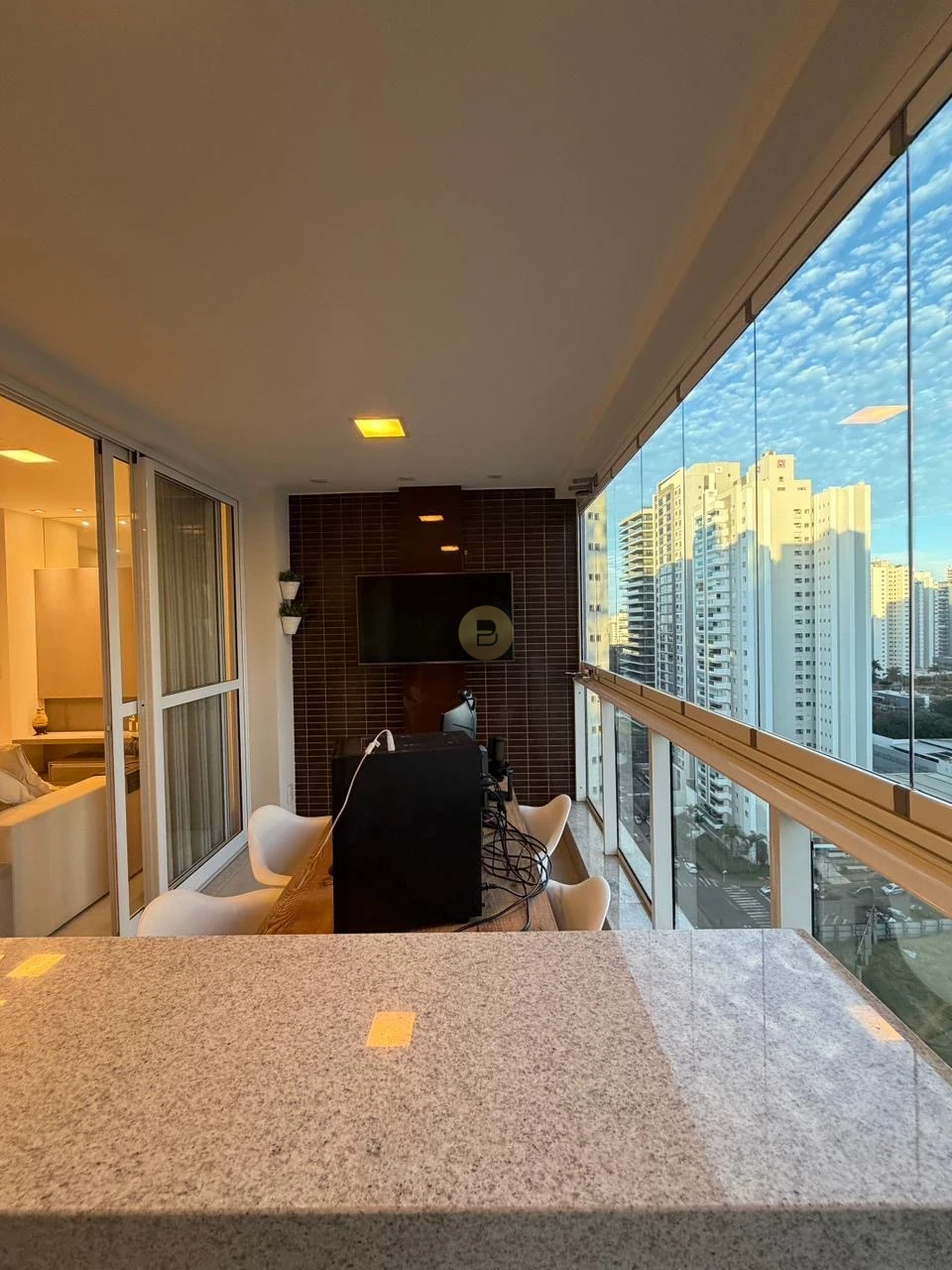 Imagens do imóveis Apartamento À Venda Lharmonie - Lumiere Londrina