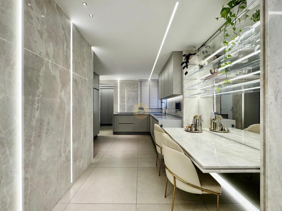 Apartamento À Venda Lumini Londrina