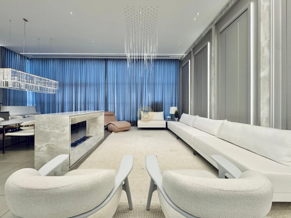 Apartamento À Venda Lumini Londrina