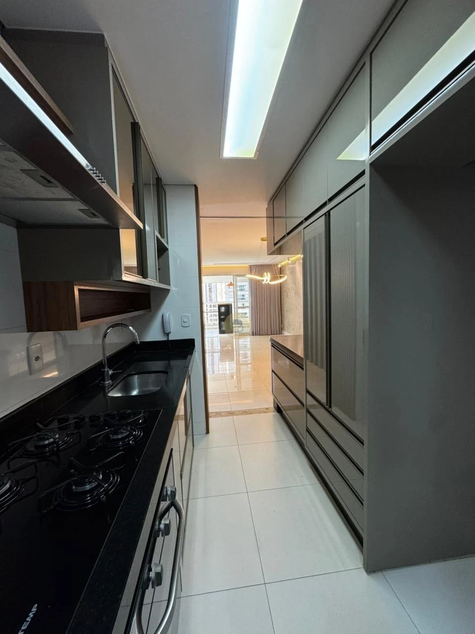 Apartamento Para Alugar Chelsea Towers Londrina