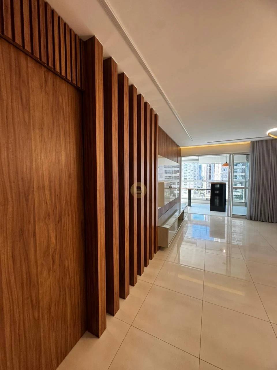 Apartamento Para Alugar Chelsea Towers Londrina