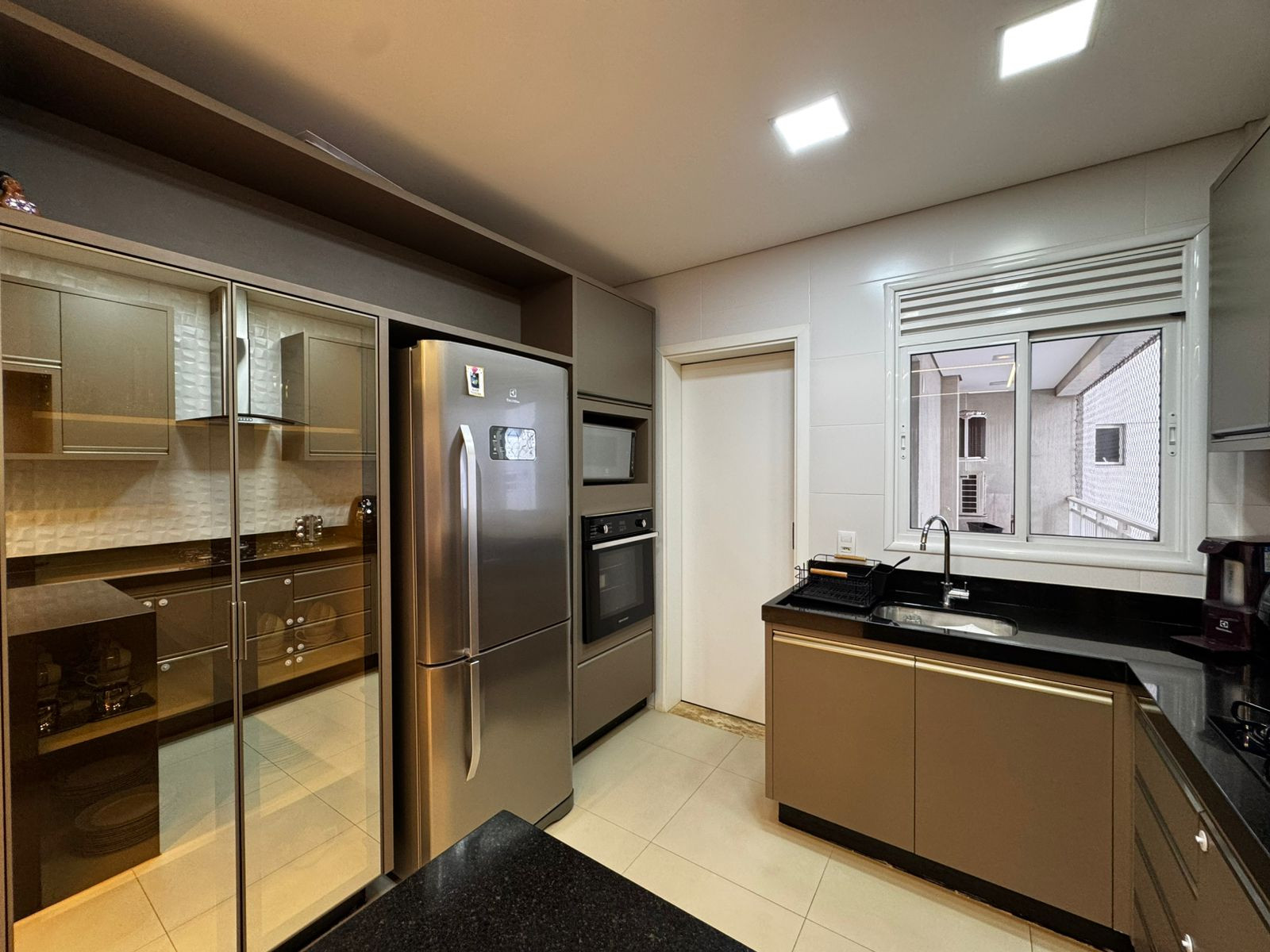 Apartamento Á Venda Kensington Gardens Londrina