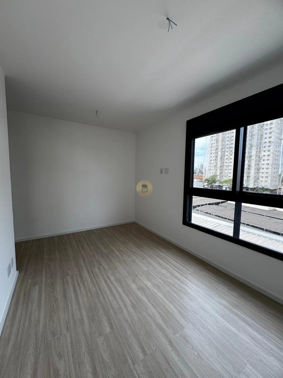Imagens do imóveis Apartamento À Venda Sense Londrina