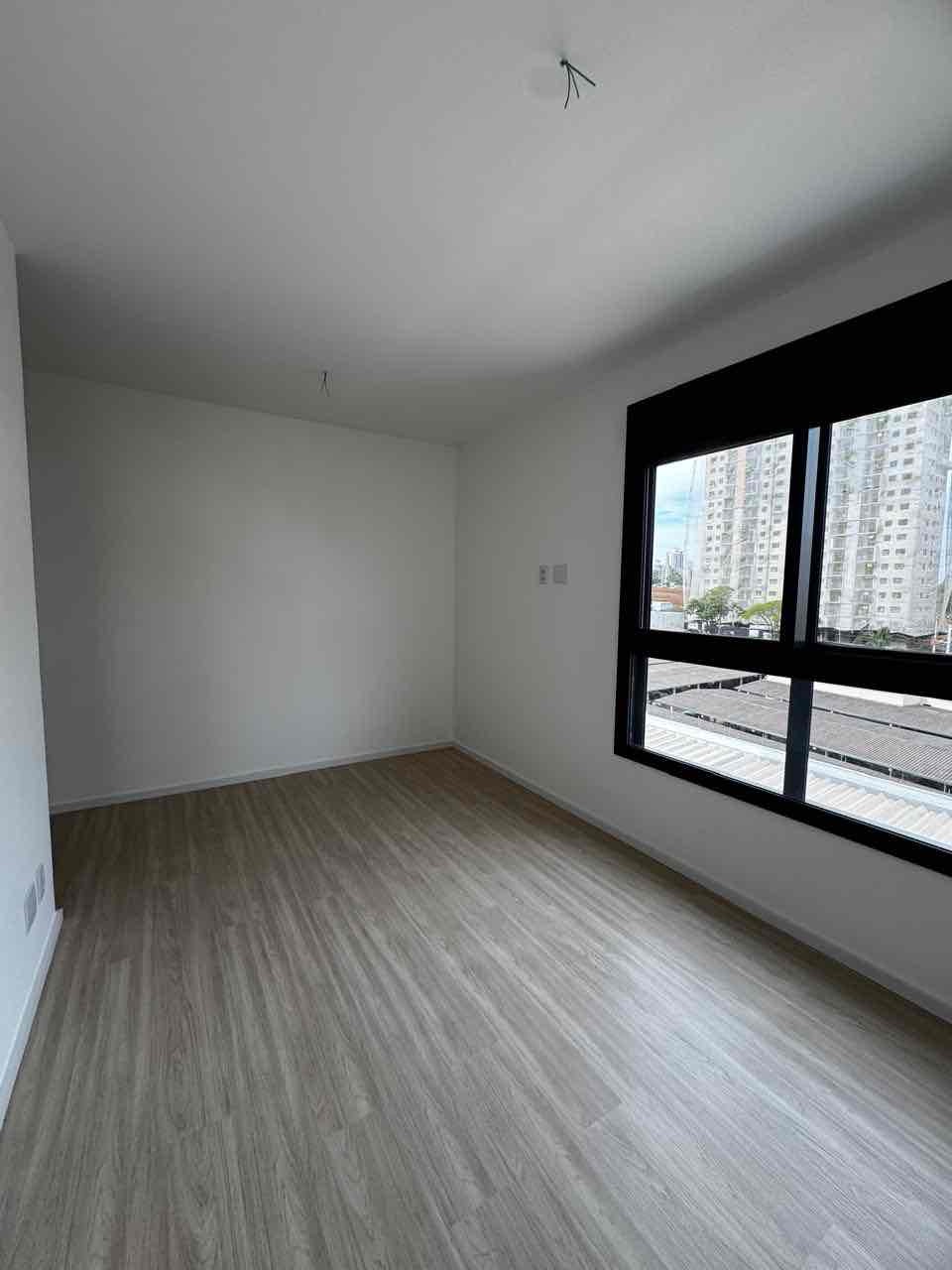 Apartamento Á Venda Sense  Londrina