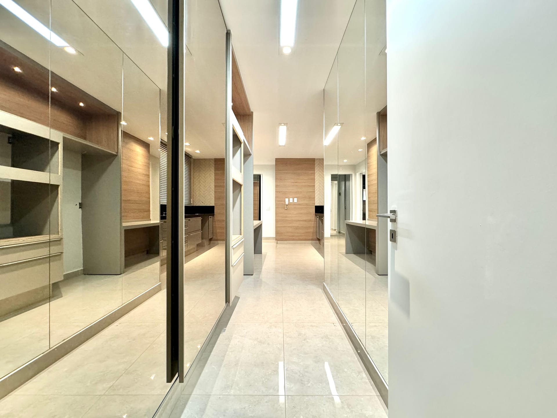 Apartamento Á Venda Le Blanc  Londrina