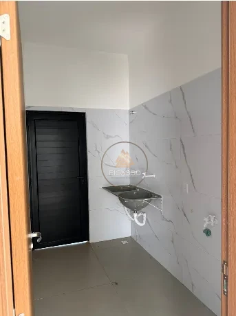 Imagens do imóveis Grande Casa No Santa Felicidade Com Otima Localização E Bairro