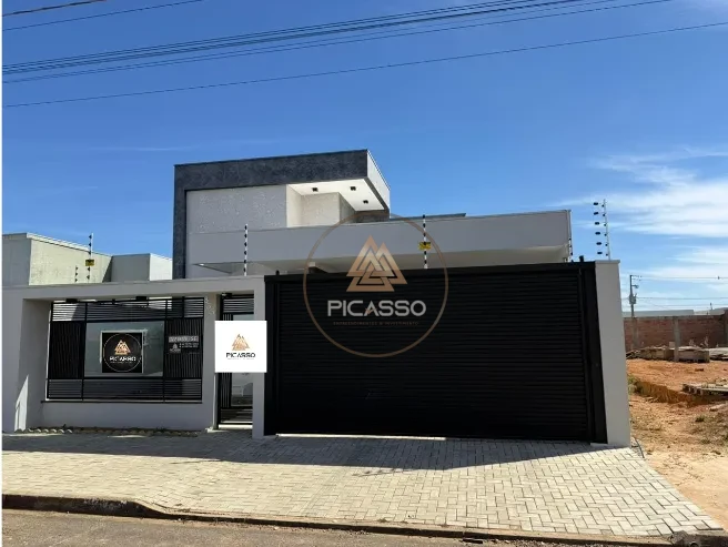 Imagens do imóveis Grande Casa No Santa Felicidade Com Otima Localização E Bairro