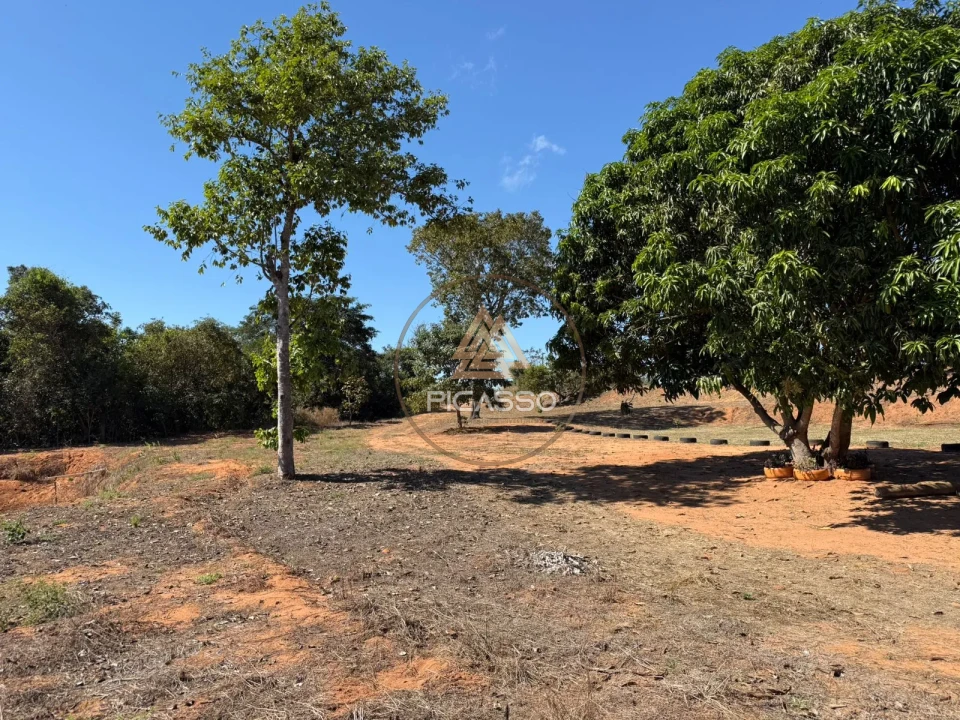 Imagens do imóveis Fazenda/Sítios/Chácaras À Venda 000 Poxoreu