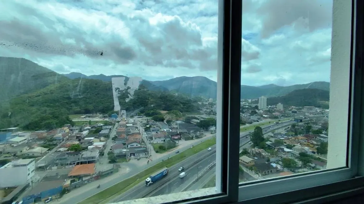 Imagens do imóveis Apartamento com 2 suítes e 2 vagas de garagem, área de lazer completa no Centro de Itapema