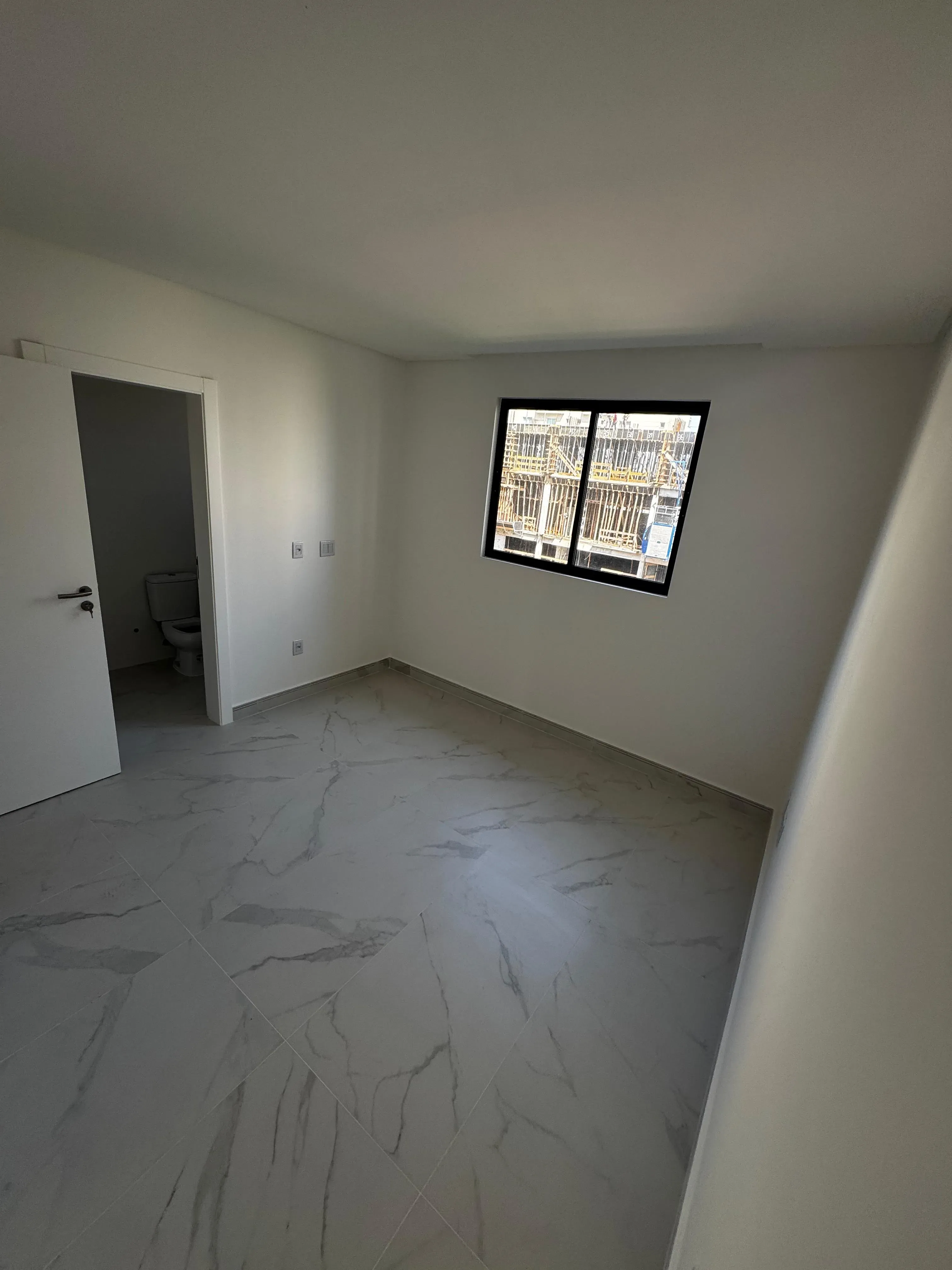 Imagens do imóveis Apartamento com 2 suítes e 2 vagas de garagem, no Perequê em Porto Belo