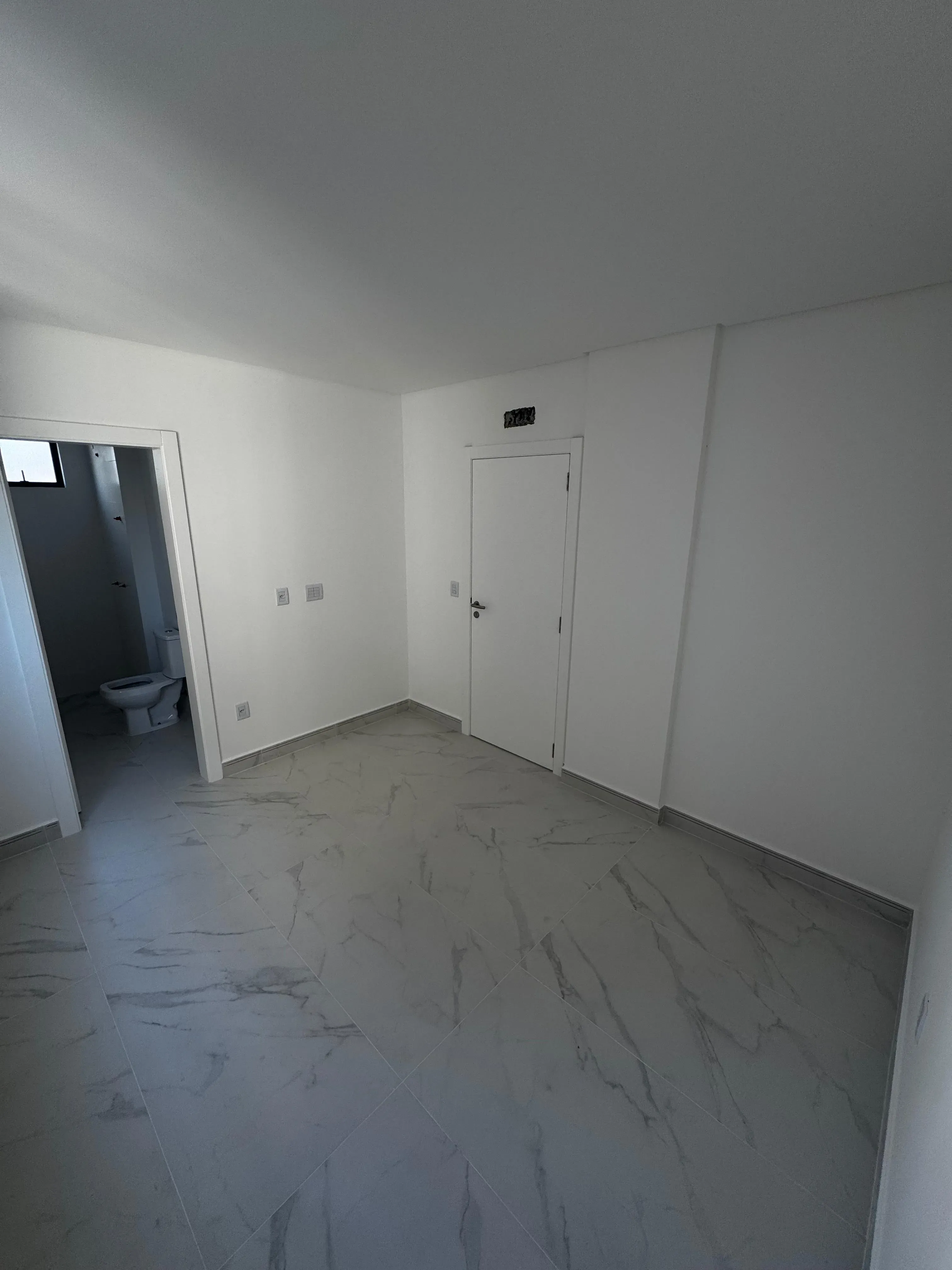 Imagens do imóveis Apartamento com 2 suítes e 2 vagas de garagem, no Perequê em Porto Belo