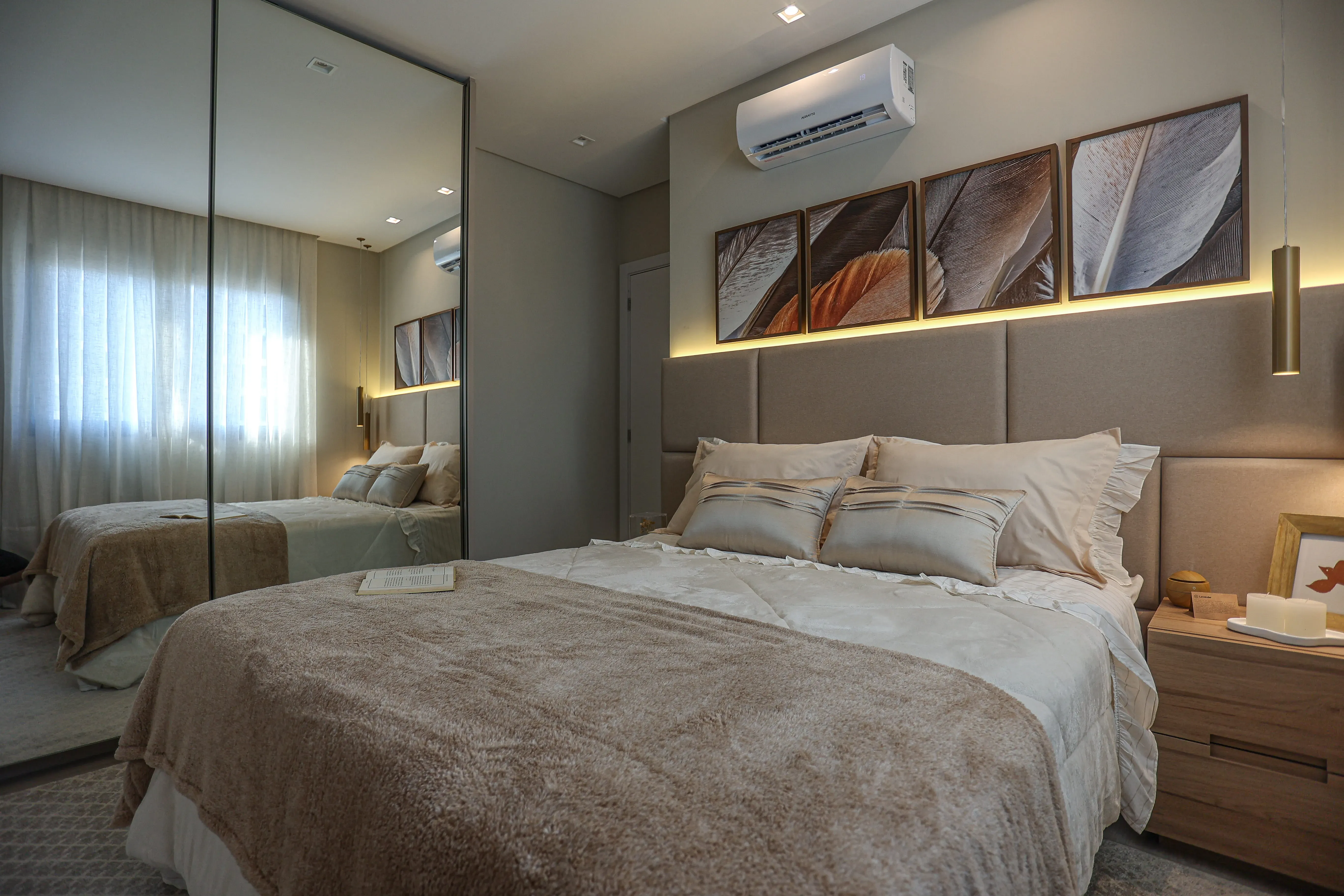 Imagens do imóveis Apartamento Decorado! Com 3 Suítes, 2 vagas de garagem na Meia Praia em Itapema