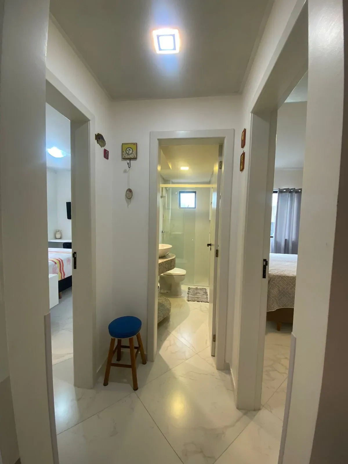 Imagens do imóveis Apartamento quadra mar com 2 dormitórios sendo 1 suíte na Meia Praia em Itapema