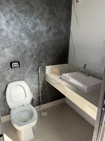 Imagens do imóveis Grande Casa No Santa Felicidade Com Otima Localização E Bairro