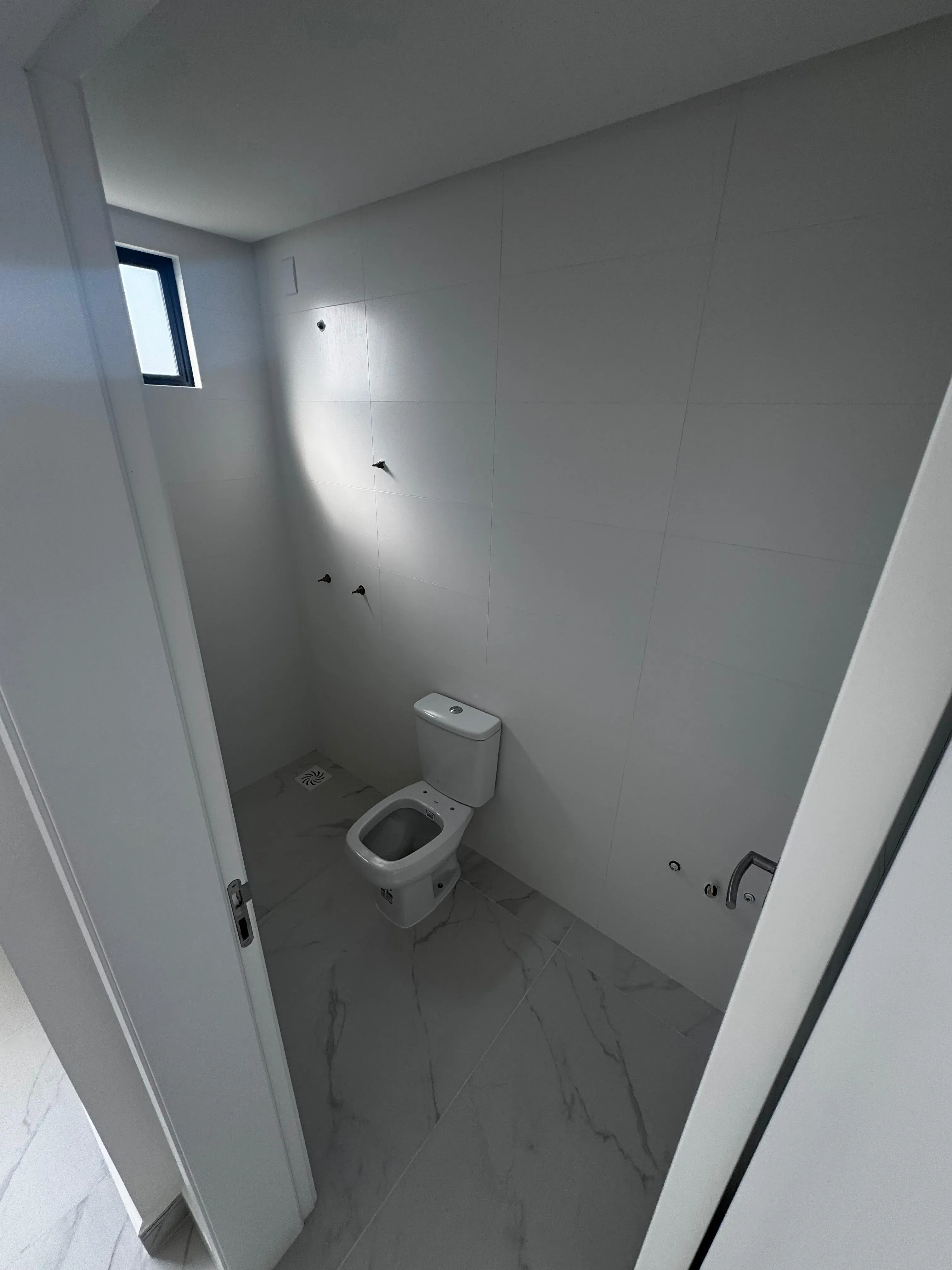 Imagens do imóveis Apartamento com 2 suítes, 2 vagas de garagem no Perequê em Porto Belo