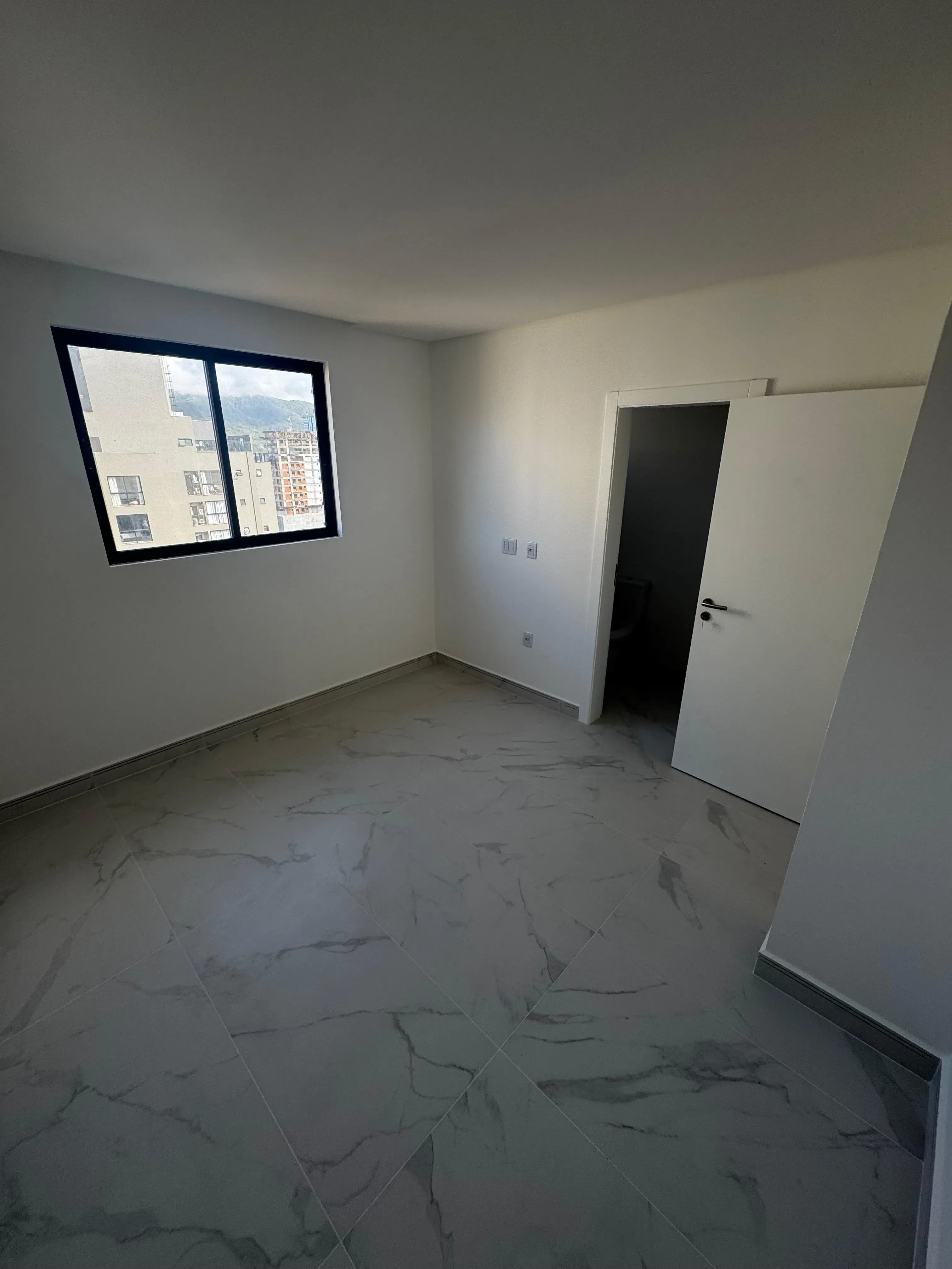 Imagens do imóveis Apartamento com 2 suítes, 2 vagas de garagem, no Perequê m Porto Belo