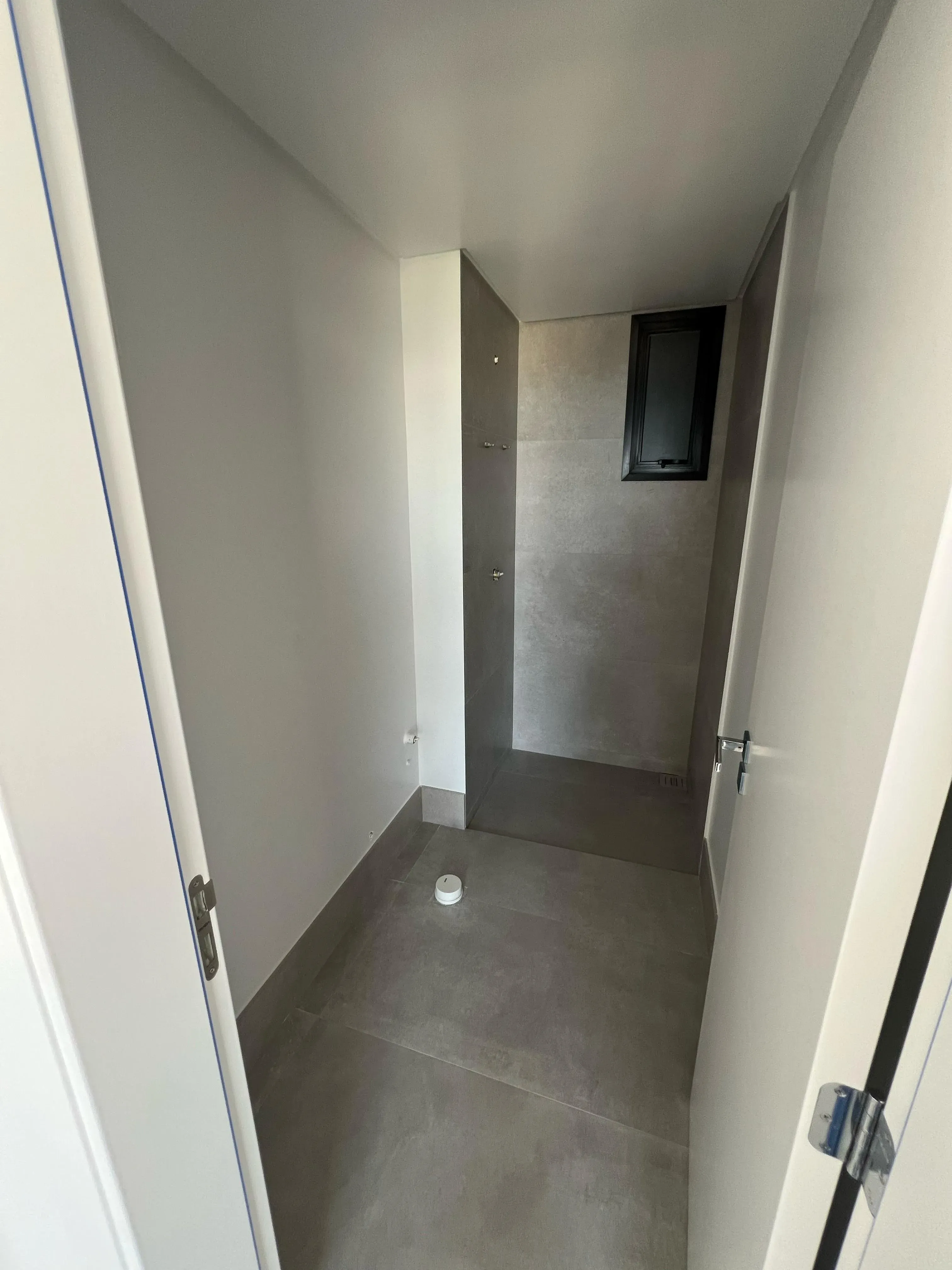 Imagens do imóveis Apartamento frente mar com 3 suítes e 2 vagas de garagem na Praia do Perequê em Porto Belo