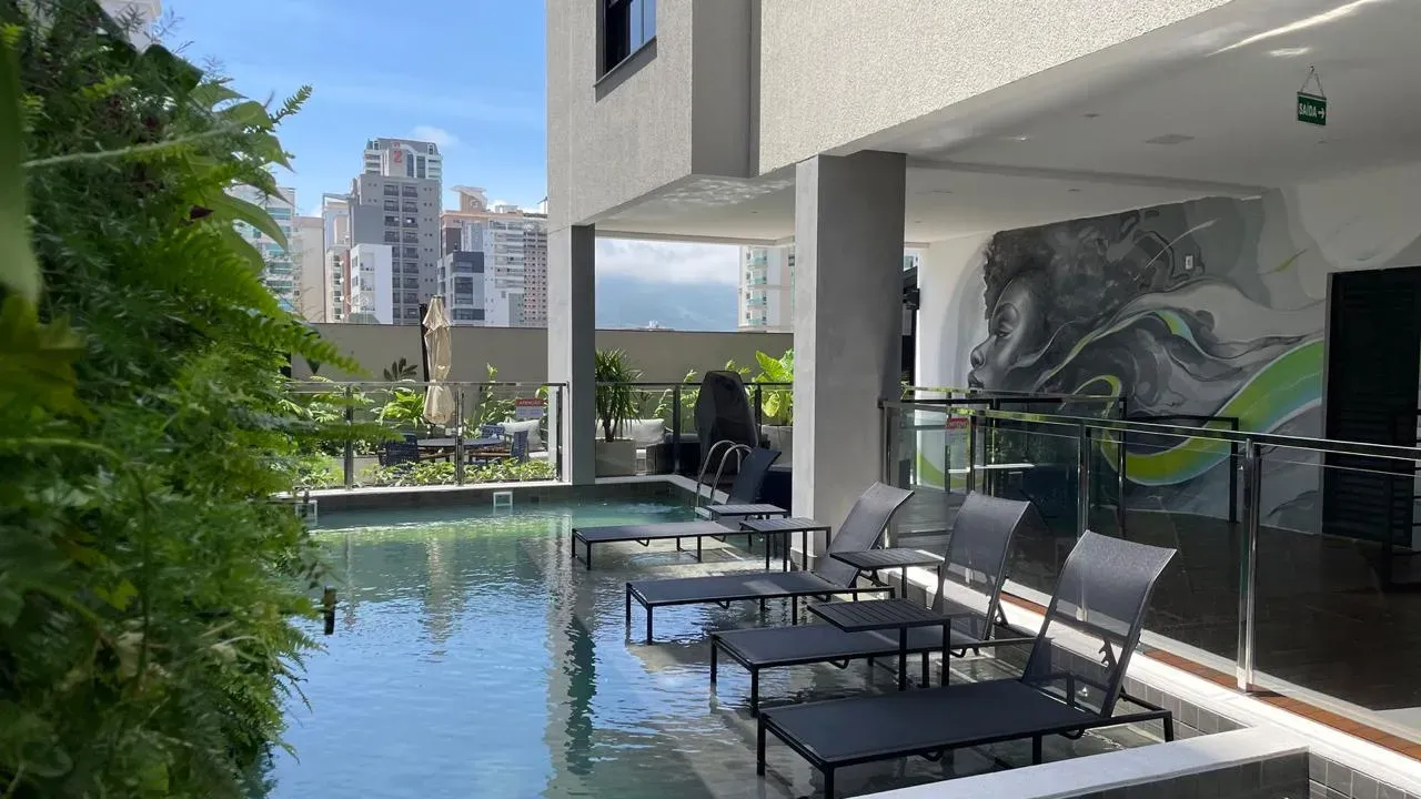 Imagens do imóveis Apartamento finamente mobiliado com 4 suítes sendo 1 master e 3 vagas - Quadra mar em Itapema