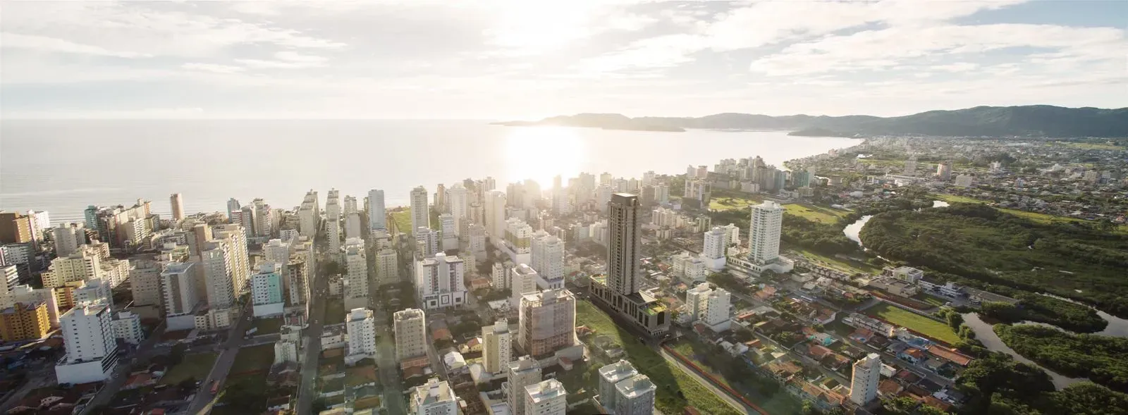 Imagens do imóveis Apartamento na planta com 2 suítes e 2 vagas de garagem em Itapema