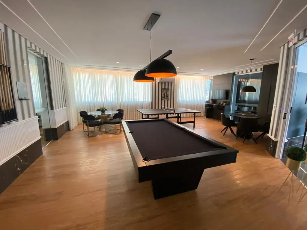 Imagens do imóveis Apartamento quadra mar com 4 suítes e 3 vagas de garagem no centro de Itapema