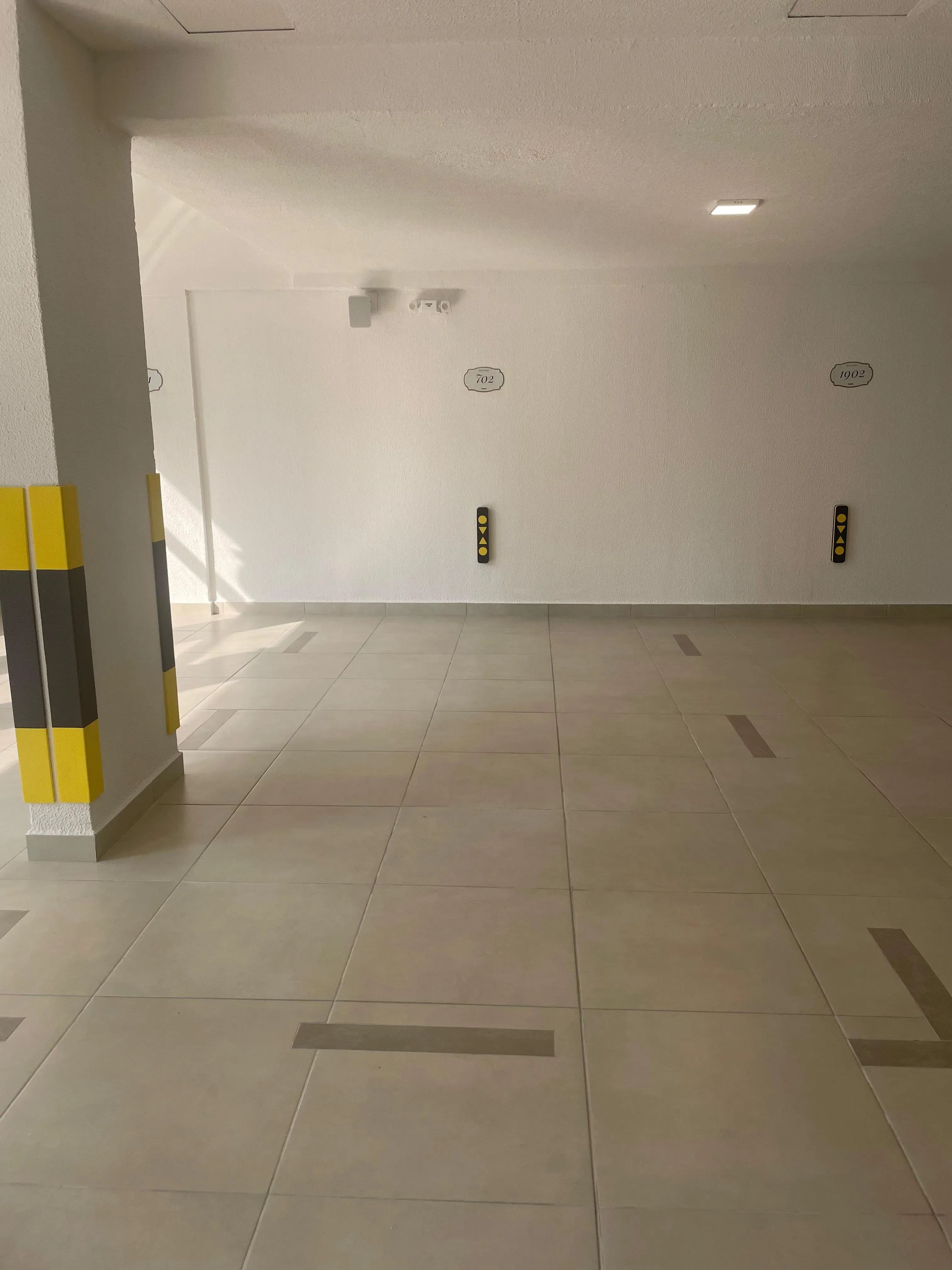 Imagens do imóveis Apartamento com 4 suítes e 3 vagas de garagem no bairro Meia Praia em Itapema