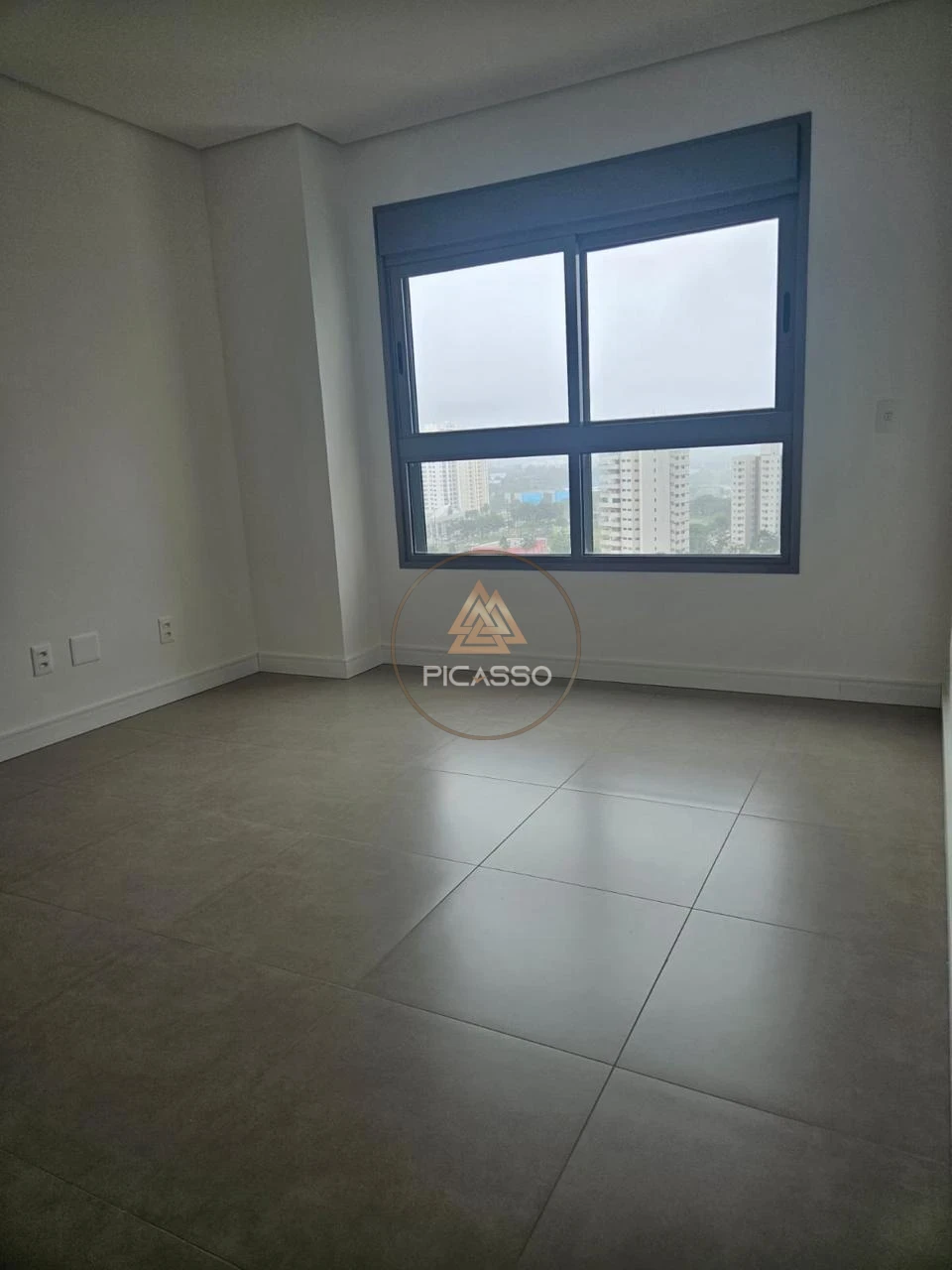 Imagens do imóveis Apartamento andar alto, sol da manhã, todo em porcelanato