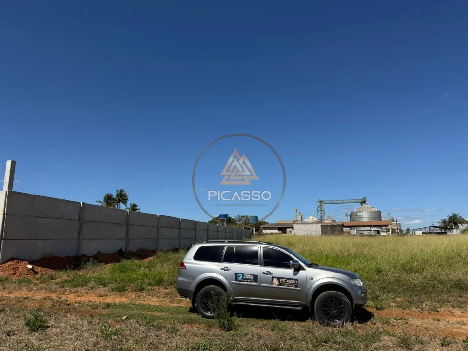Imagens do imóveis TERRENO COMERCIAL NO BAIRRO INDUSTRIAL