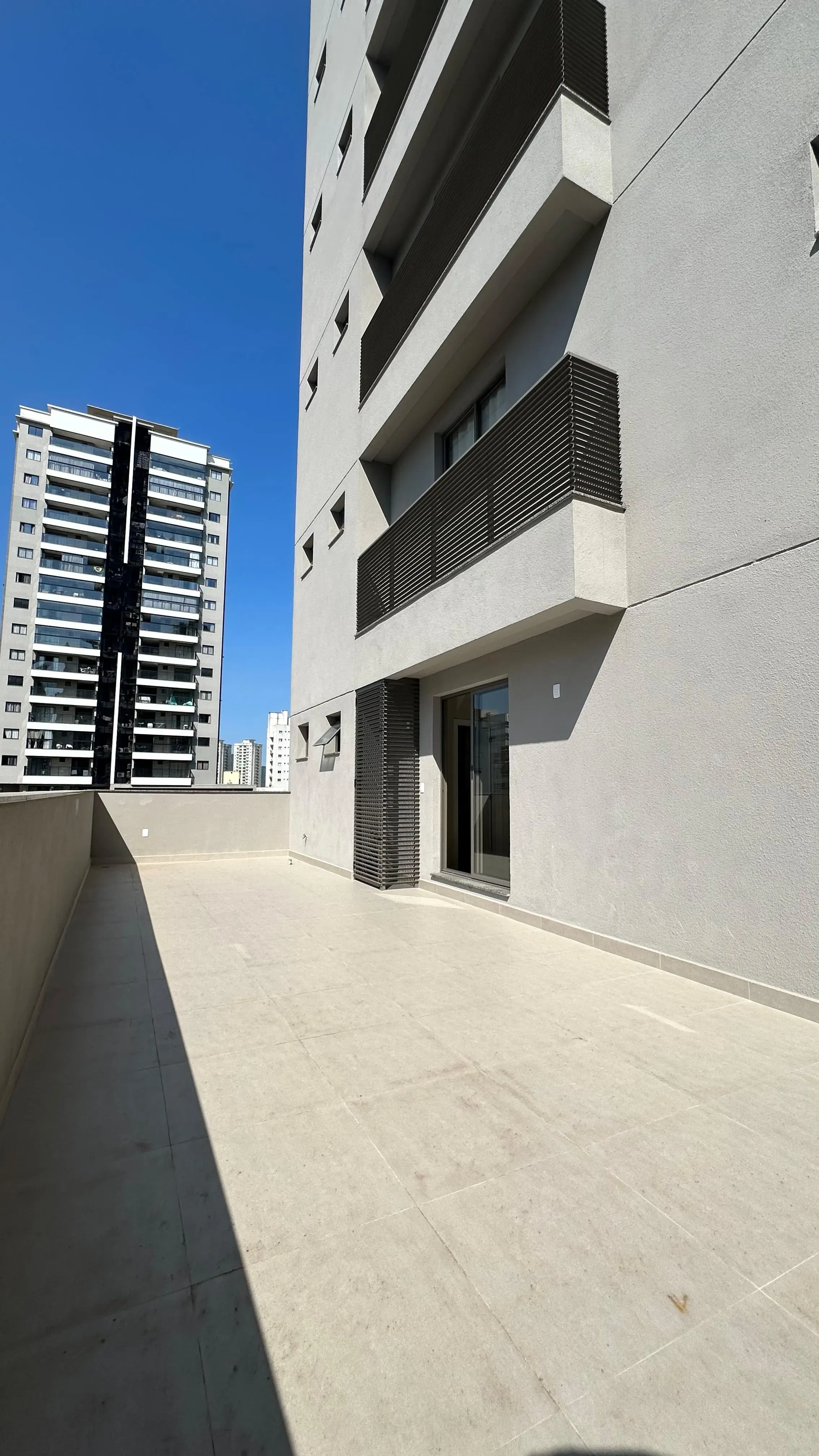 Imagens do imóveis Apartamento diferenciado com terraço! 03 Suítes Vaga dupla no térreo - Meia Praia -Itapema