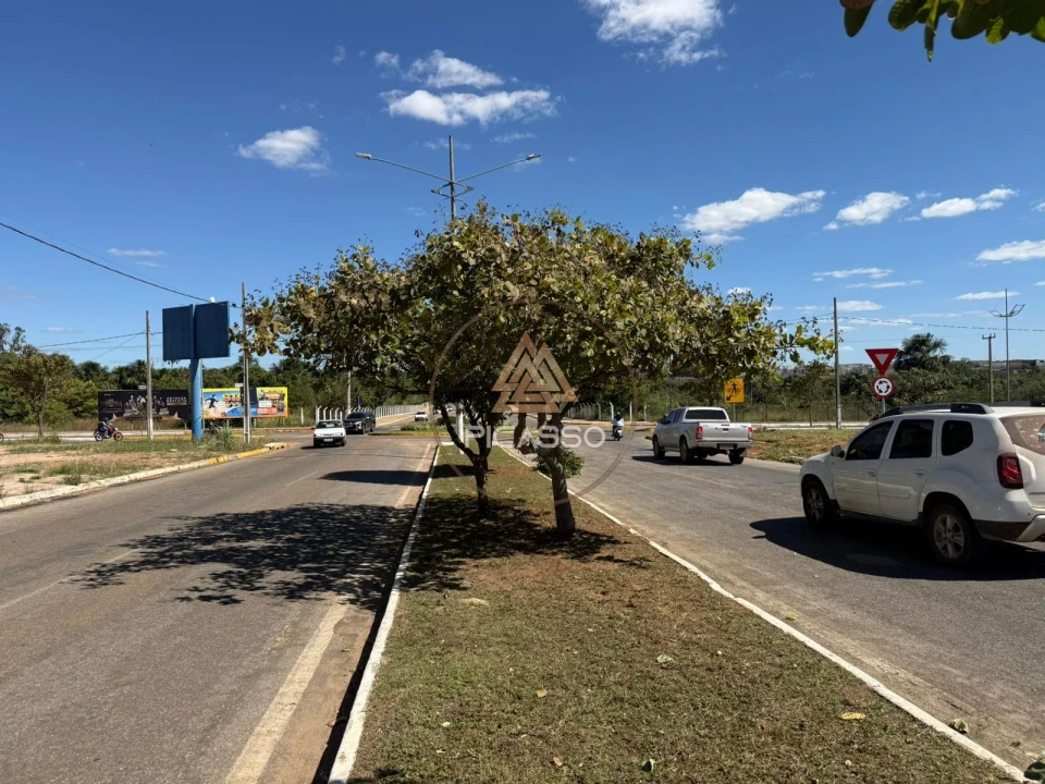 Imagens do imóveis TERRENO COMERCIAL DE AVENIDA