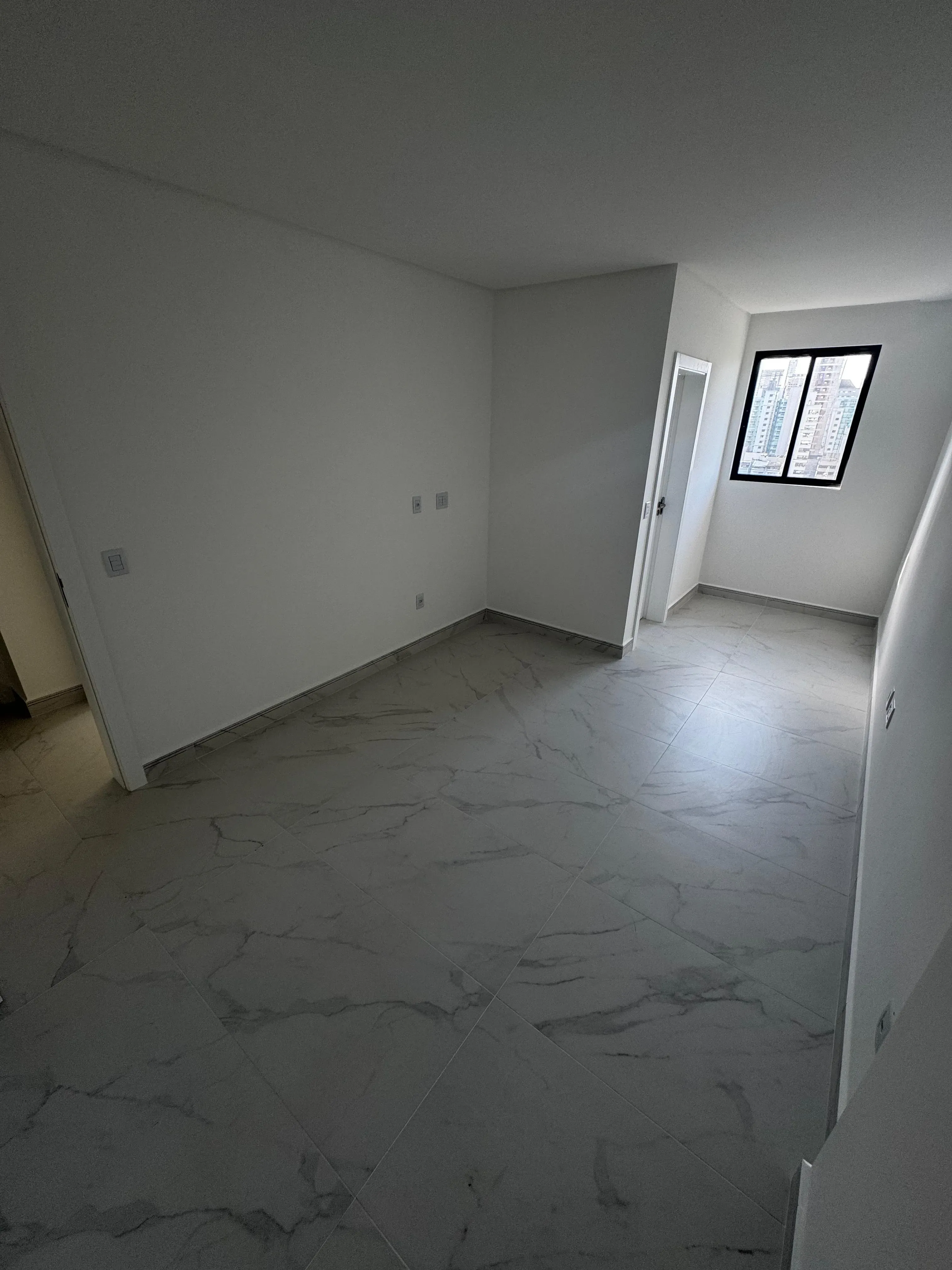 Imagens do imóveis Apartamento com 2 suítes, 2 vagas de garagem no Perequê em Porto Belo