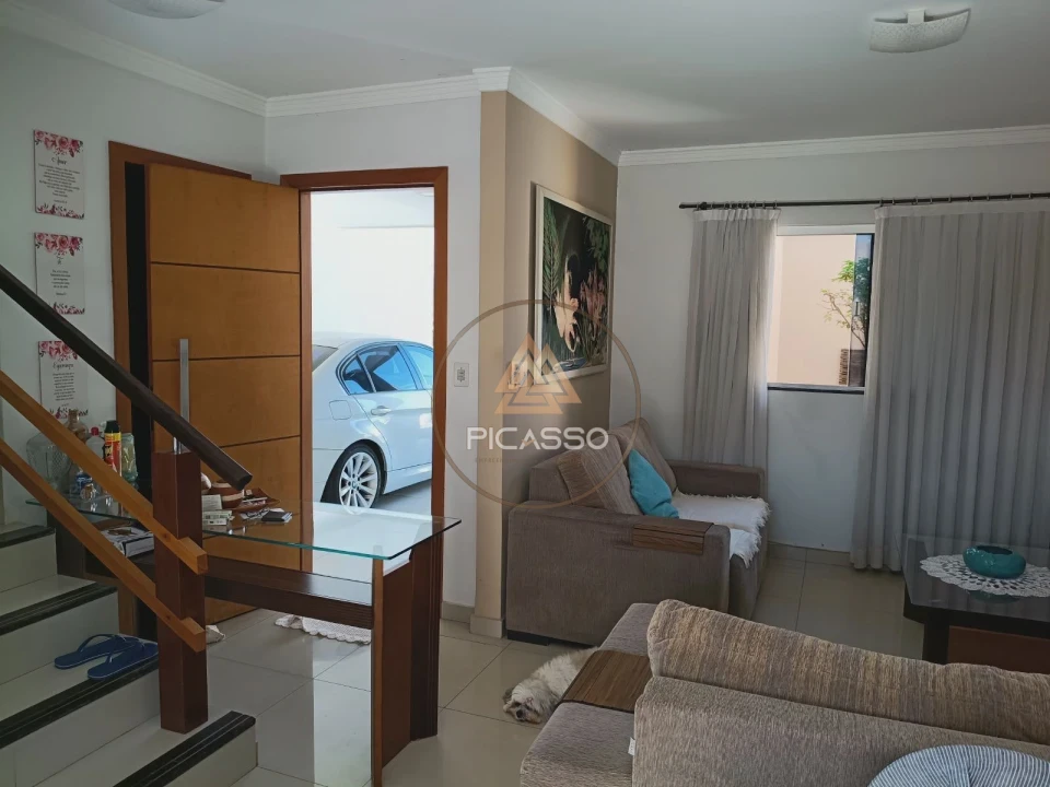 Imagens do imóveis CASA A VENDA EM OTIMO BAIRRO DE CUIABÁ EM CONDOMINIO SEGURO