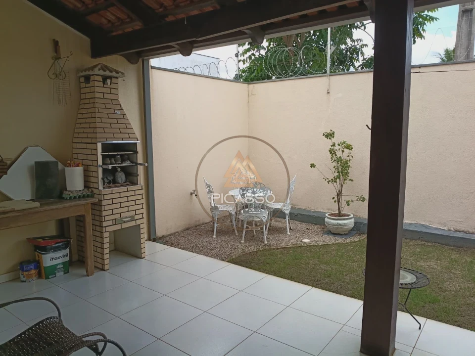 Imagens do imóveis CASA A VENDA EM OTIMO BAIRRO DE CUIABÁ EM CONDOMINIO SEGURO