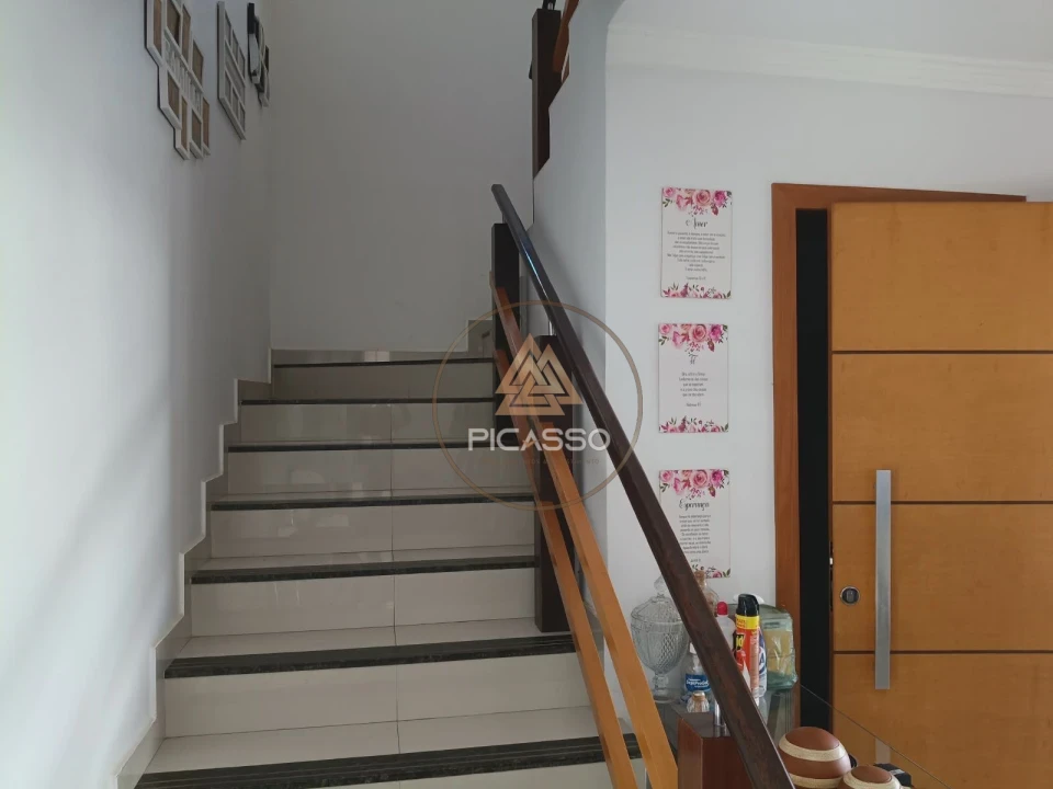 Imagens do imóveis CASA A VENDA EM OTIMO BAIRRO DE CUIABÁ EM CONDOMINIO SEGURO