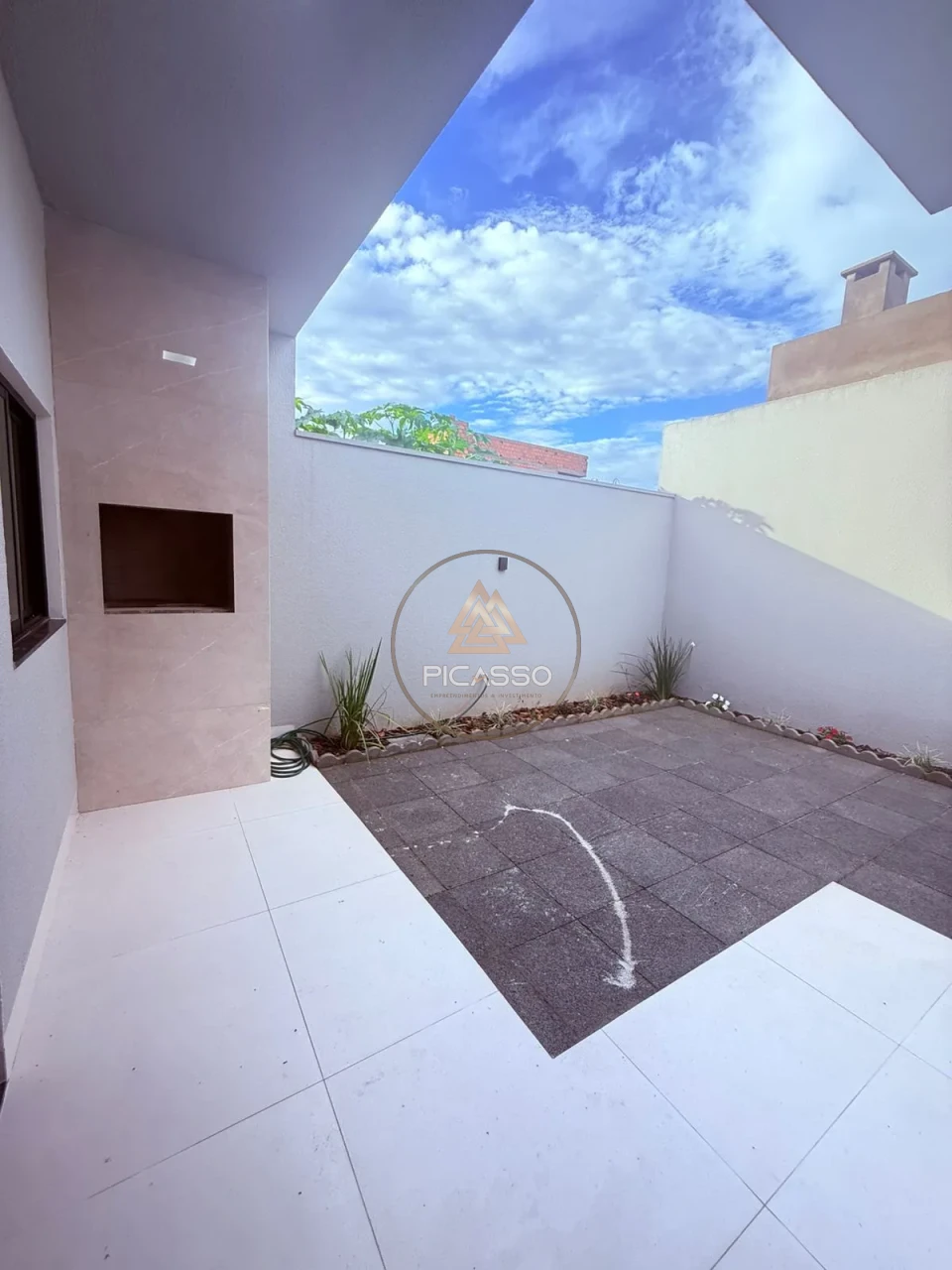 Imagens do imóveis CASA A VENDA NO JARDIM EUROPA III NOVA DE ÓTIMA  LOCALIZAÇÃO