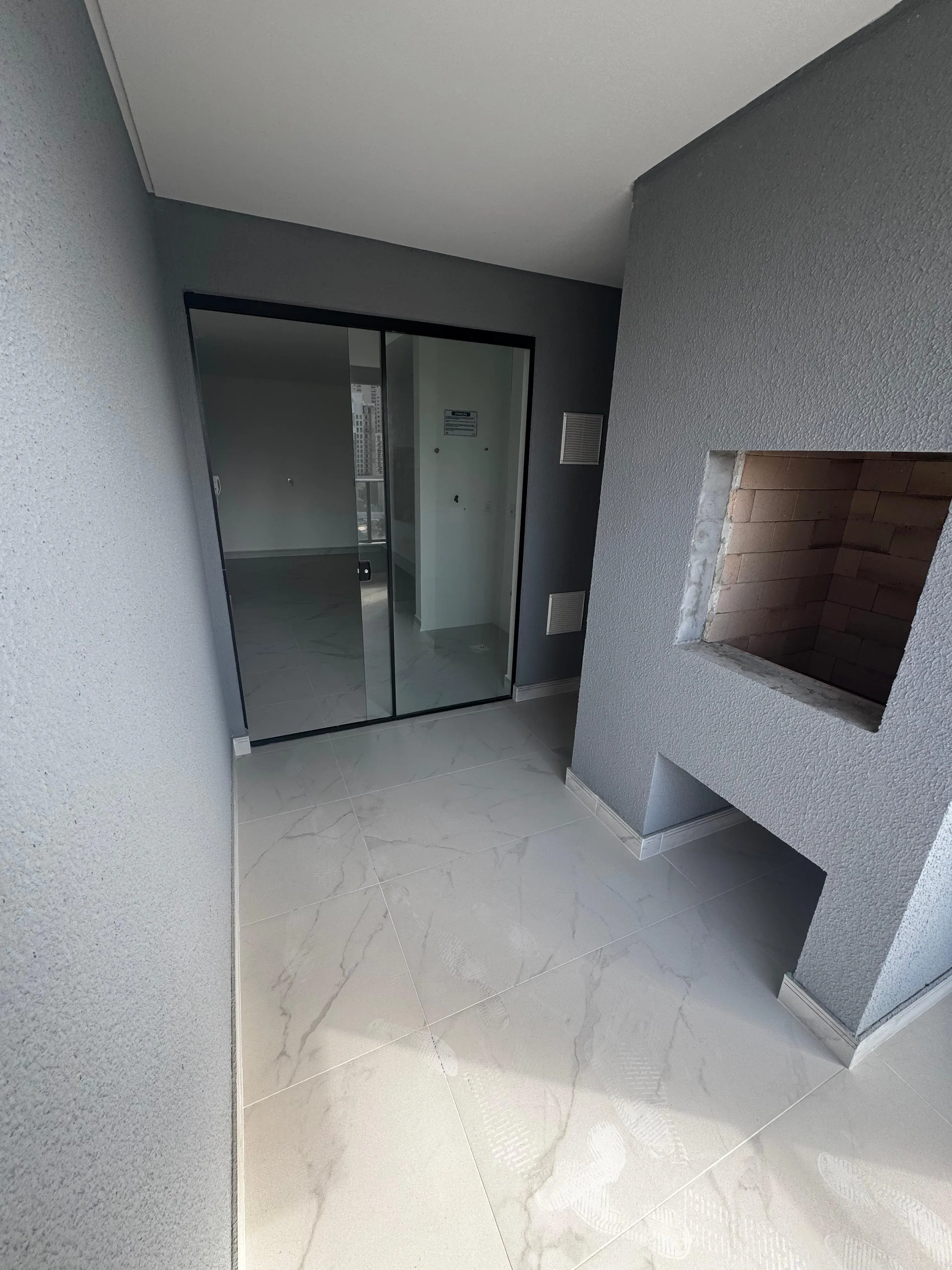 Imagens do imóveis Apartamento com 2 suítes, 2 vagas de garagem no Perequê em Porto Belo