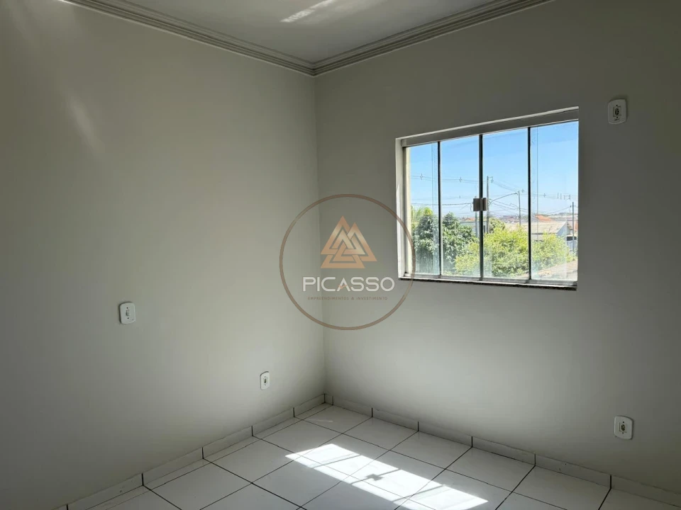 Imagens do imóveis apartamento a venda no bairro buritis III rua calma e bairro ótimo