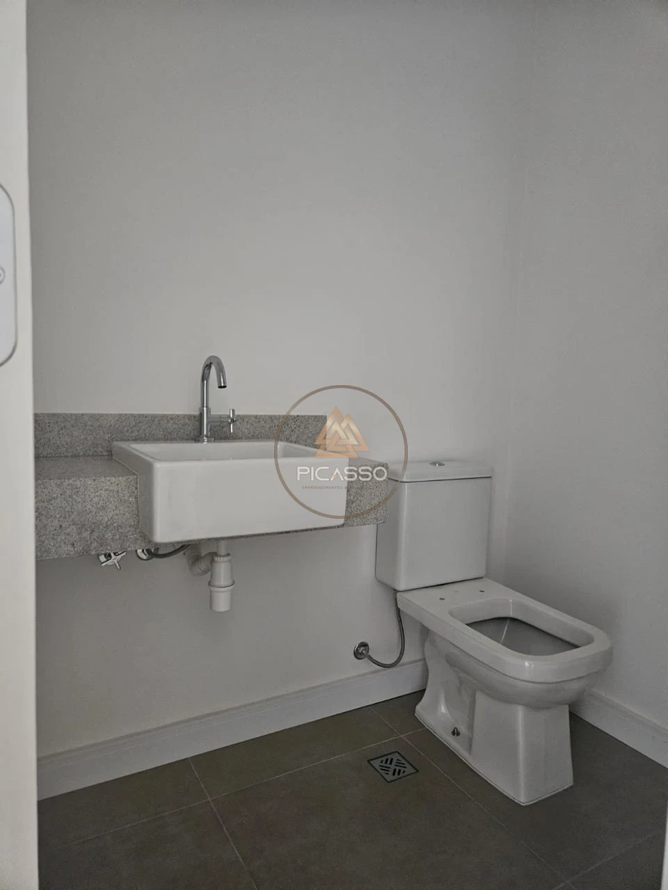 Imagens do imóveis Apartamento andar alto, sol da manhã, todo em porcelanato