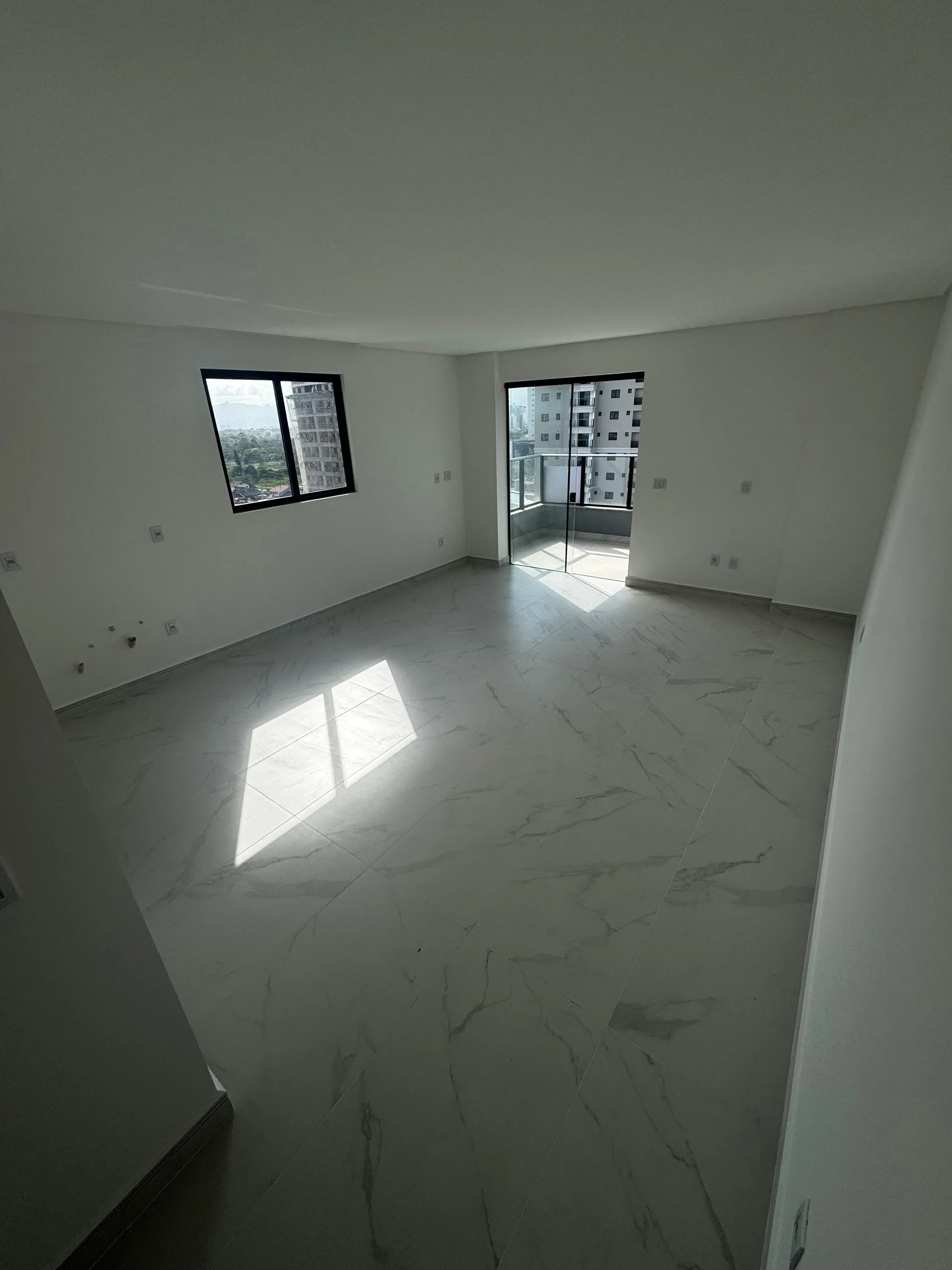 Imagens do imóveis Apartamento com 2 suítes, 2 vagas de garagem, no Perequê m Porto Belo