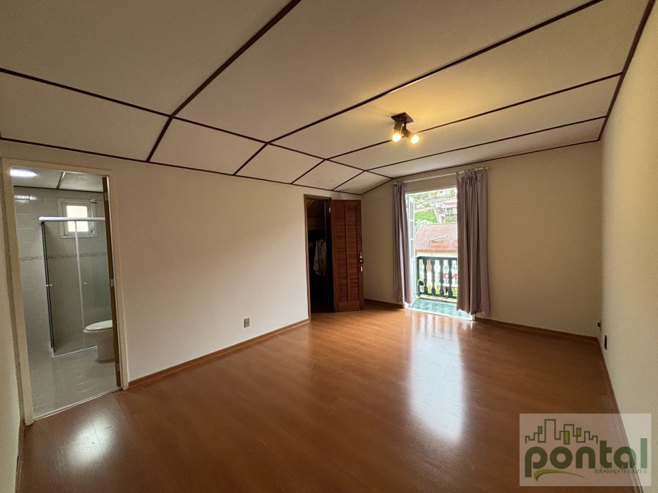 Apartamento À Venda - Condomínio Chácara Sans Souci Nova Friburgo