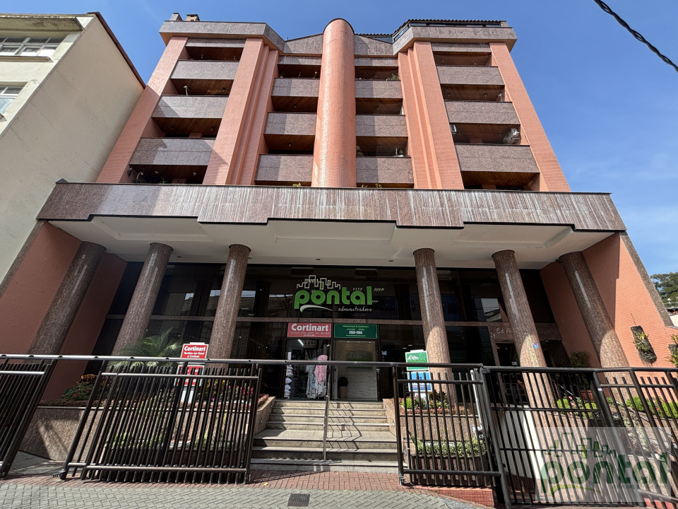 Apartamento Á Venda Edifício Antonio Carestiato Nova Friburgo