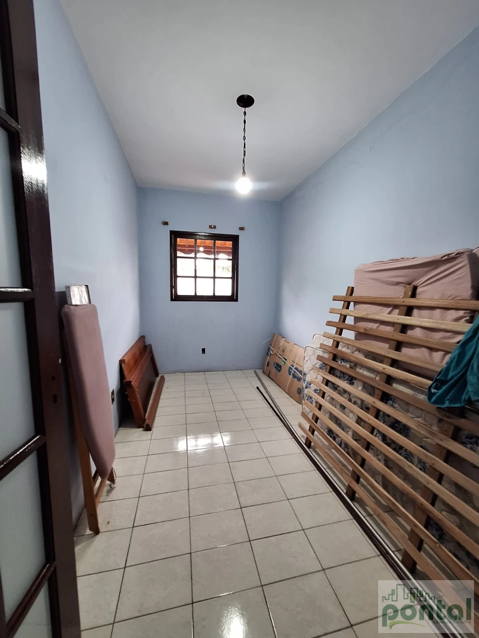 Ampla Casa com Quintal, Churrasqueira e Sauna