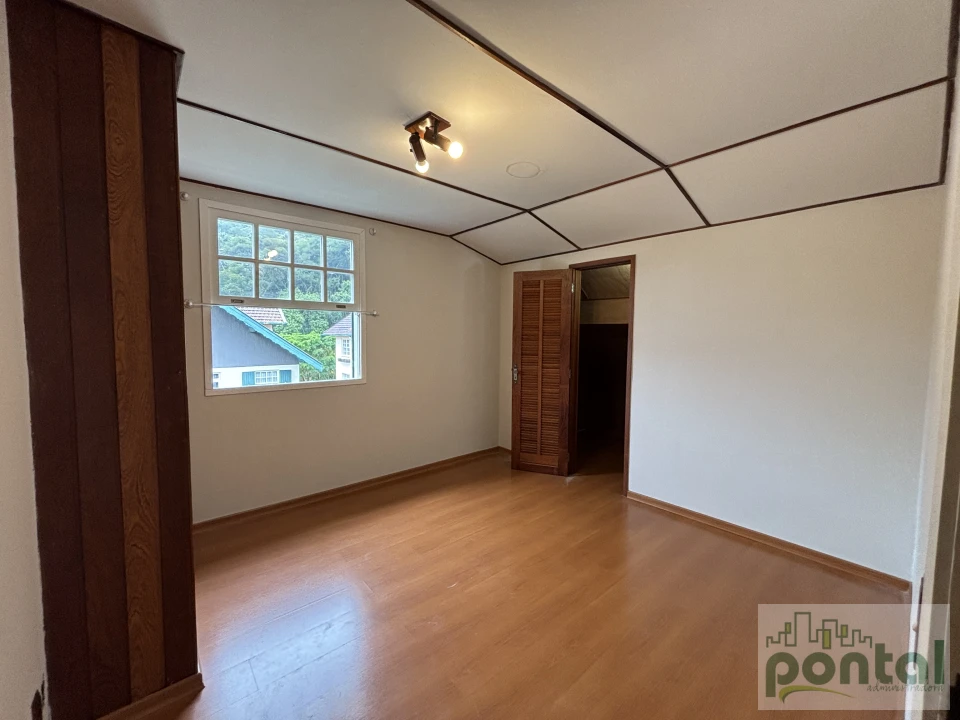 Apartamento À Venda - Condomínio Chácara Sans Souci Nova Friburgo