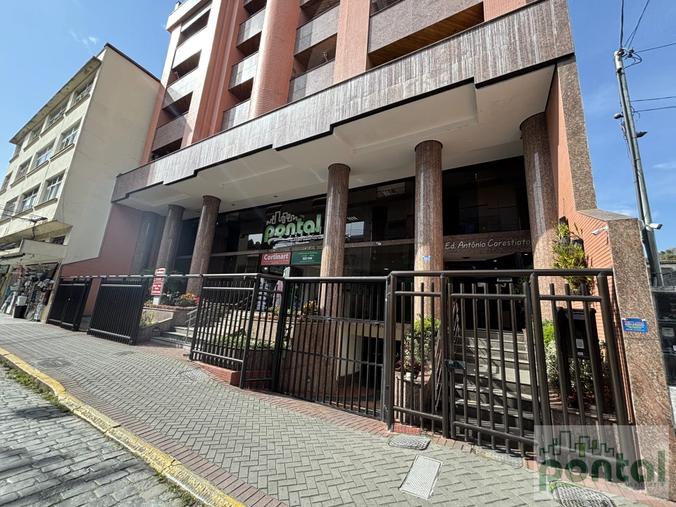Apartamento Á Venda Edifício Antonio Carestiato Nova Friburgo