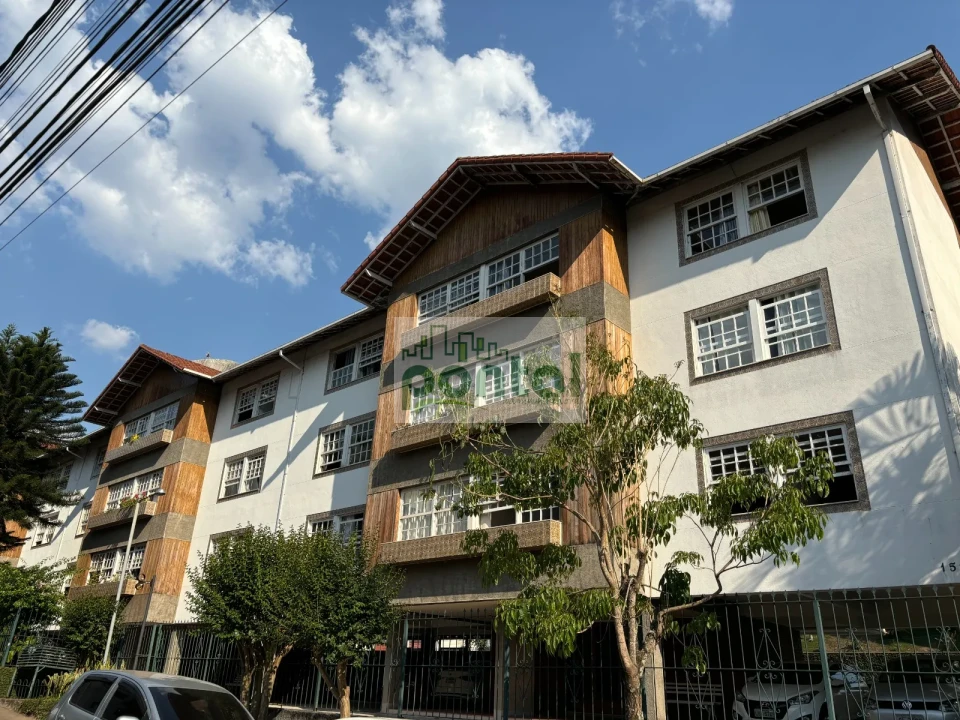 Imagens do imóveis Apartamento de 3 Quartos nas Braunes, Praticamente no Centro — Apenas 200m da Avenida Alberto Braune